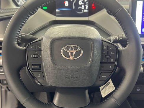 New 2026 Toyota Prius Limited FWD image 31