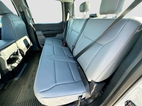 New 2026 Ford F250 XL w/ F-250 >10K GVWR Package RWD image 16