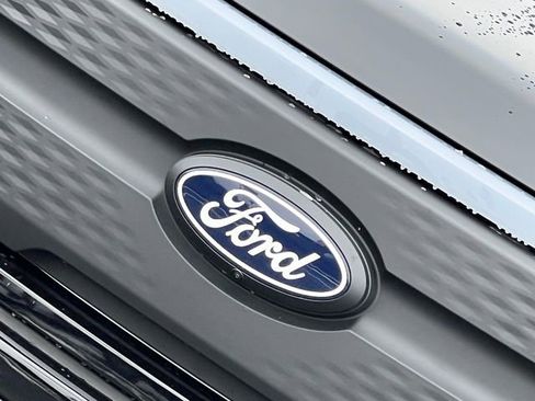 New 2025 Ford F150 Lightning XLT image 4