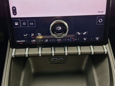 Used 2025 GMC Terrain Elevation image 23