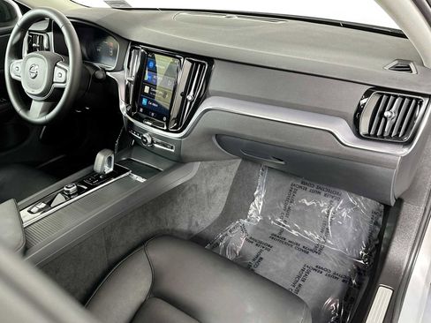 Used 2025 Volvo S60 B5 Core image 26