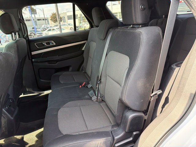 Used 2016 Ford Explorer XLT AWD/4WD image 17