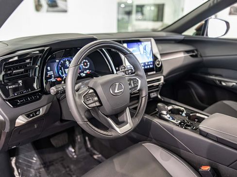Used 2025 Lexus RX 350 Premium w/ Accessory Package (P1) AWD/4WD image 20
