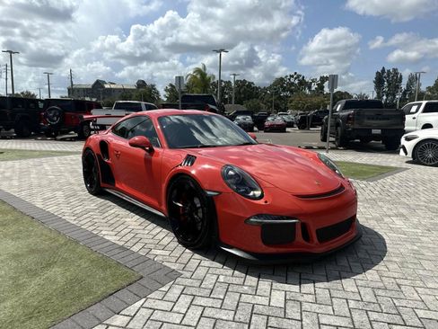 Used 2016 Porsche 911 GT3 RS RWD image 7
