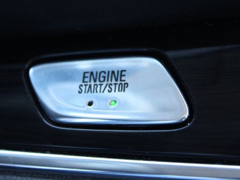 Used 2022 Buick Enclave Premium w/ Experience Buick Package image 25