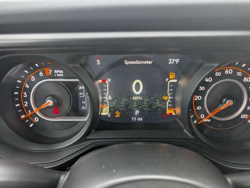 New 2026 Jeep Gladiator Mojave image 13