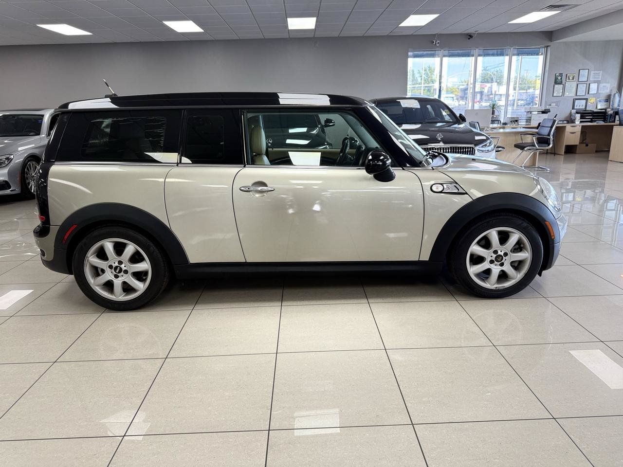 Used 2008 MINI Cooper Clubman S FWD image 3