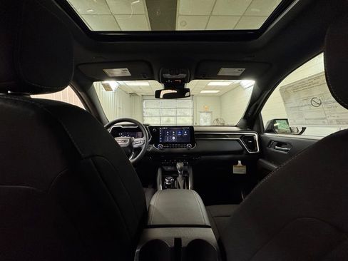 New 2026 GMC Canyon Elevation w/ Convenience Package image 20