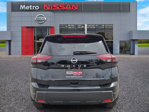 New 2026 Nissan Rogue SV image 5