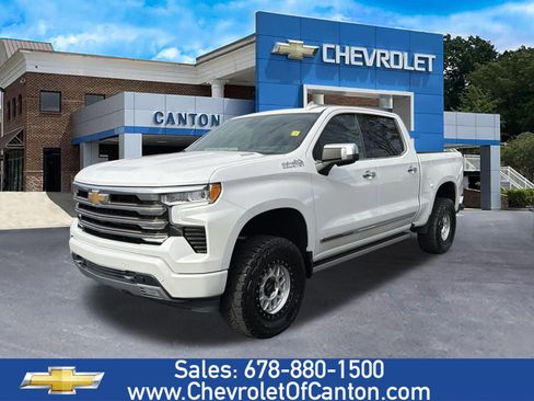 Used 2022 Chevrolet Silverado 1500 High Country w/ High Country Premium Package image 1