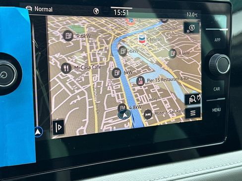 New 2026 Volkswagen Taos SEL image 18