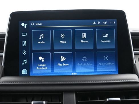 Used 2024 Chevrolet Suburban LT image 17