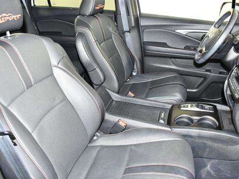 Certified 2023 Honda Passport TrailSport image 43