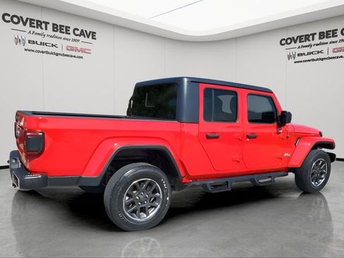 Used 2020 Jeep Gladiator Overland image 9