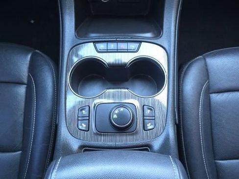 Used 2020 GMC Acadia SLT image 37