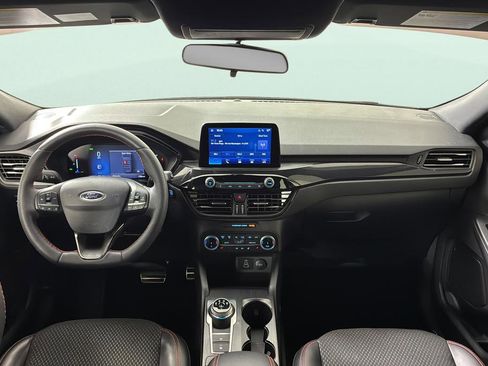 Used 2024 Ford Escape ST-Line w/ Equipment Group 301A image 17