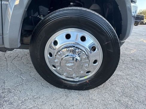 New 2026 RAM 4500 4x4 Crew Cab DRW image 14