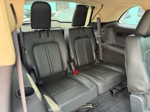 Used 2014 Lincoln MKT AWD w/ Equipment Group 201A image 8