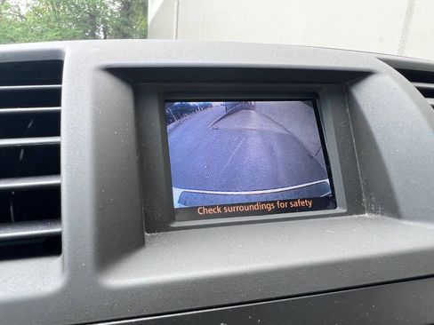Used 2010 Toyota Highlander SE AWD/4WD image 12