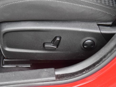 Used 2022 Dodge Charger GT image 16