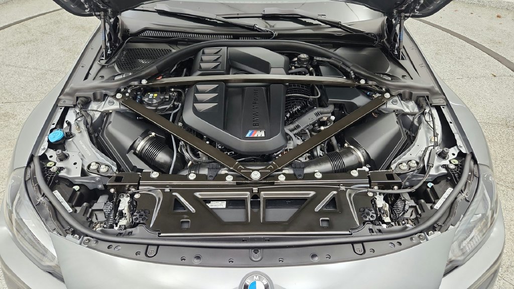 Used 2025 BMW M2 w/ Lighting Package RWD image 13