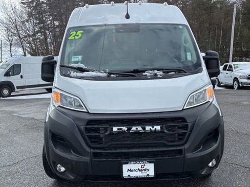 Used 2025 RAM ProMaster 2500 w/ Convenience Group image 2