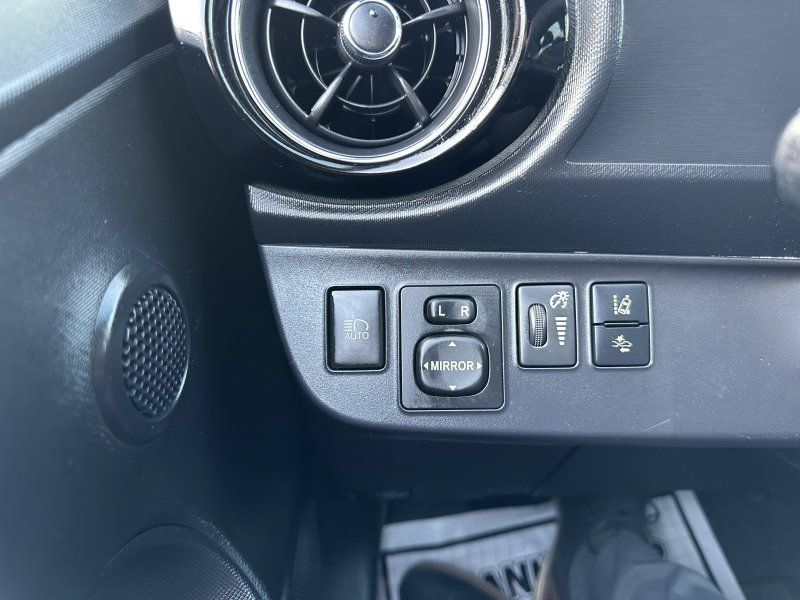 Used 2017 Toyota Prius C Two FWD image 15