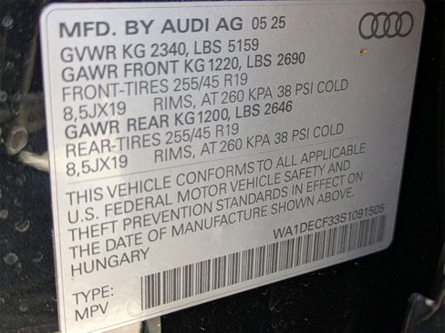 New 2025 Audi Q3 2.0T Premium image 17