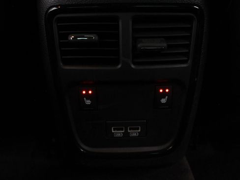 Used 2018 Dodge Charger R/T image 26