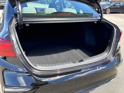 Used 2020 Kia Forte LXS FWD image 33