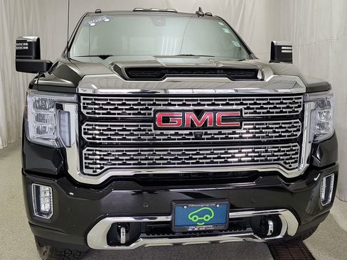 Certified 2022 GMC Sierra 2500 Denali w/ Denali Ultimate Package image 4
