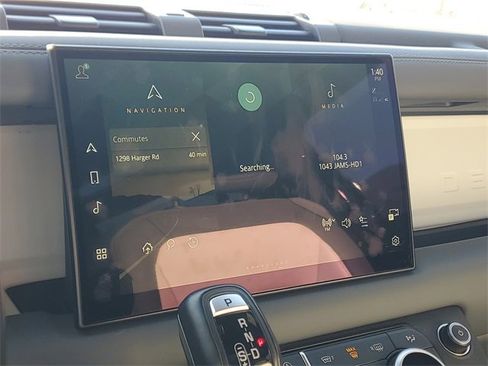 Used 2023 Land Rover Defender 90 X-Dynamic SE image 27