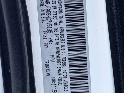 Used 2017 Jeep Grand Cherokee Altitude AWD/4WD image 19