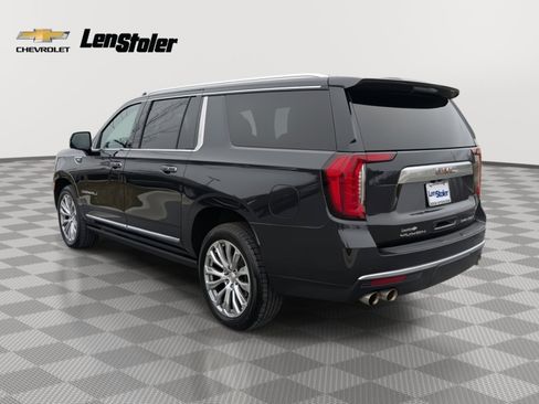 Used 2023 GMC Yukon XL Denali image 3