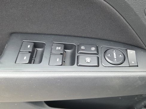 Used 2019 Hyundai Elantra SEL w/ Cargo Package FWD image 26