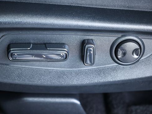 Certified 2025 Honda CR-V EX image 27