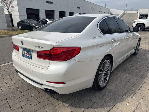 Used 2018 BMW 540i image 4