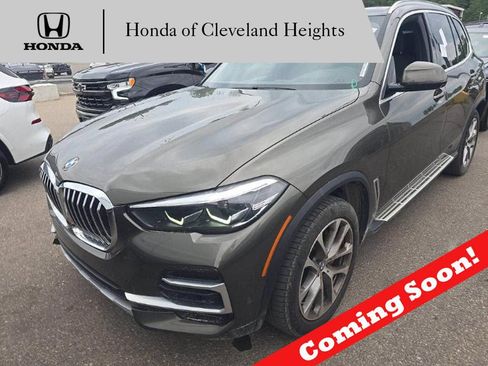 Used 2022 BMW X5 xDrive40i AWD/4WD image 1