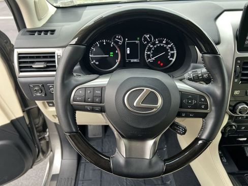 Certified 2023 Lexus GX 460 Premium w/ Premium Package AWD/4WD image 12