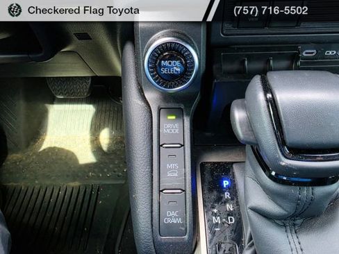 Used 2025 Toyota Land Cruiser w/ Premium Package image 19