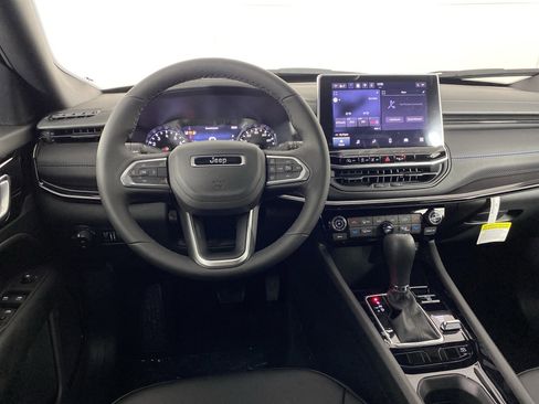 New 2026 Jeep Compass Limited image 33