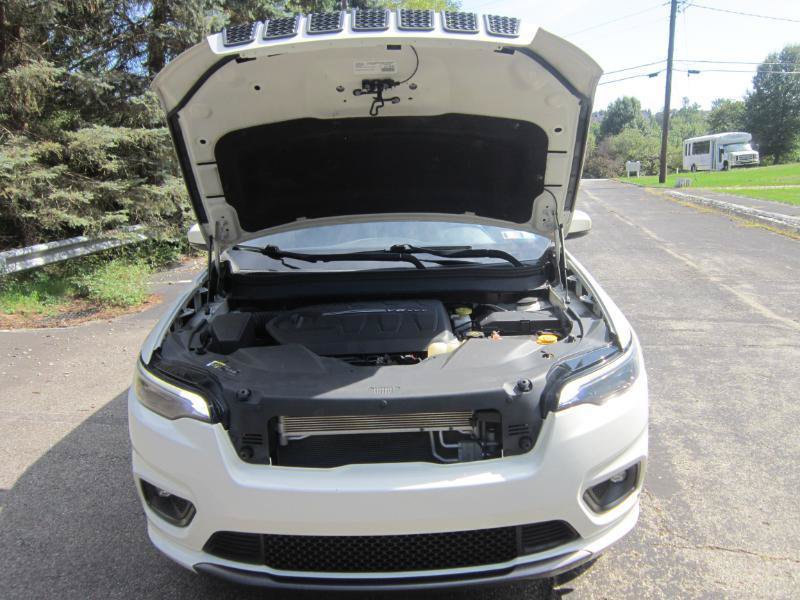 Used 2019 Jeep Cherokee High Altitude AWD/4WD image 39