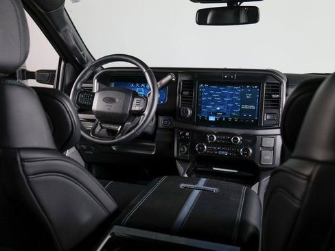 Used 2025 Ford F250 Platinum AWD/4WD image 11