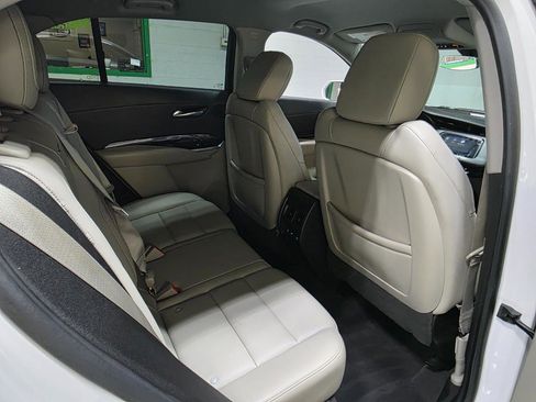 Used 2019 Cadillac XT4 Luxury w/ Cold Weather Package AWD/4WD image 22