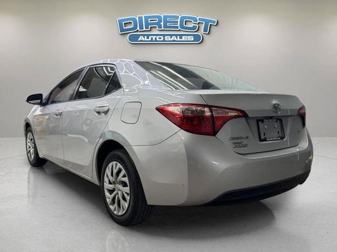 Used 2018 Toyota Corolla LE FWD image 4