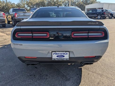 Used 2020 Dodge Challenger R/T w/ T/A Package image 6