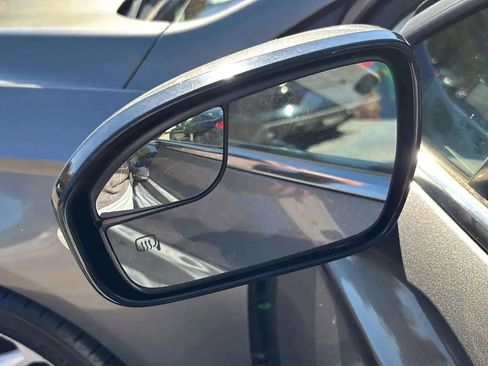 Used 2014 Ford Fusion SE image 12