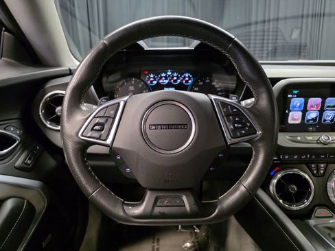 Used 2017 Chevrolet Camaro SS RWD image 38
