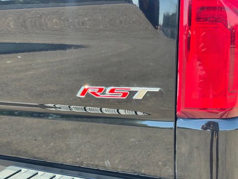 Used 2021 Chevrolet Silverado 1500 RST AWD/4WD image 5