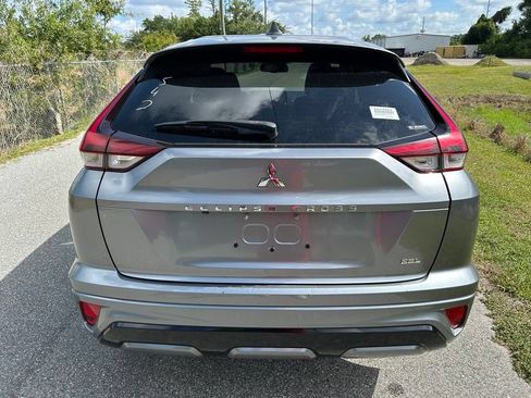 Used 2024 Mitsubishi Eclipse Cross SEL AWD/4WD image 5